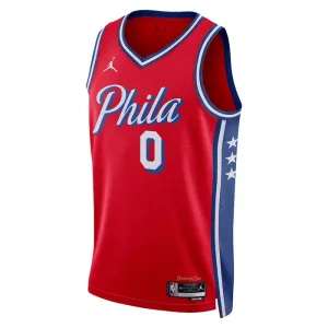 Muški Dres Philadelphia 76ers Jordan Tyrese Maxey 0 Statement Edition Swingman Crvena