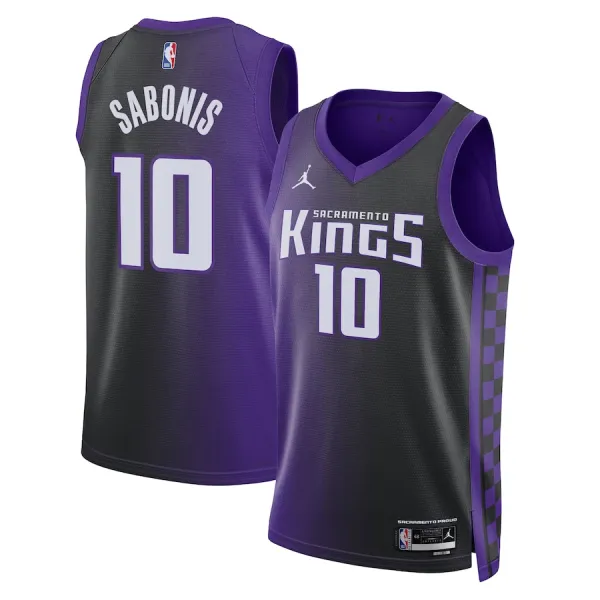 Jordan Muški Dres Sacramento Kings Domantas Sabonis Statement Edition 2023/24 Swingman Ljubičasta Jordan Muški Dres Sacramento Kings Domantas Sabonis Statement Edition 2023/24 Swingman Ljubičasta