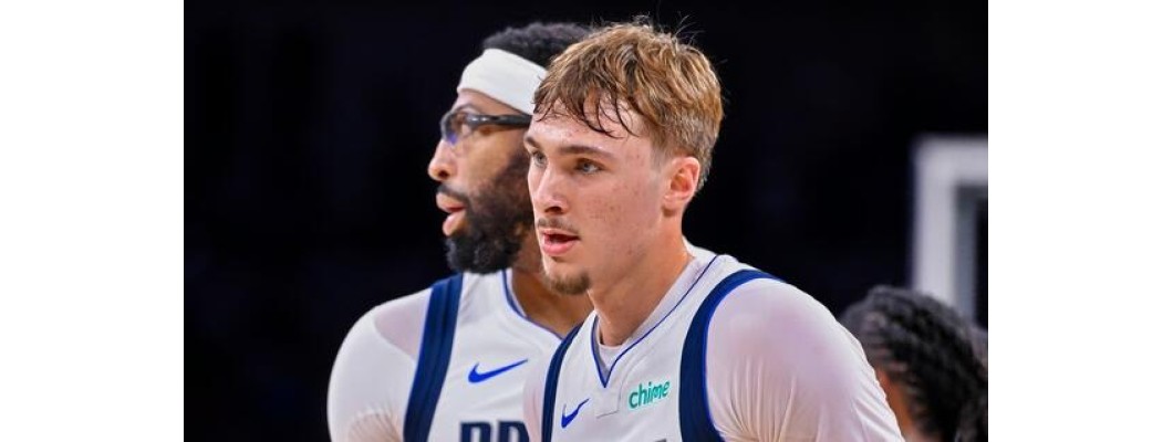 Cooper Flaggovo iskustvo prilagodbe raznim pozicijama za Dallas Maverickse Cooper Flaggovo iskustvo prilagodbe raznim pozicijama za Dallas Maverickse