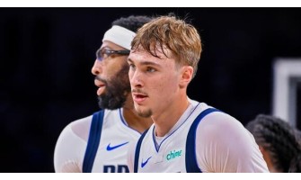 Cooper Flaggovo iskustvo prilagodbe raznim pozicijama za Dallas Maverickse