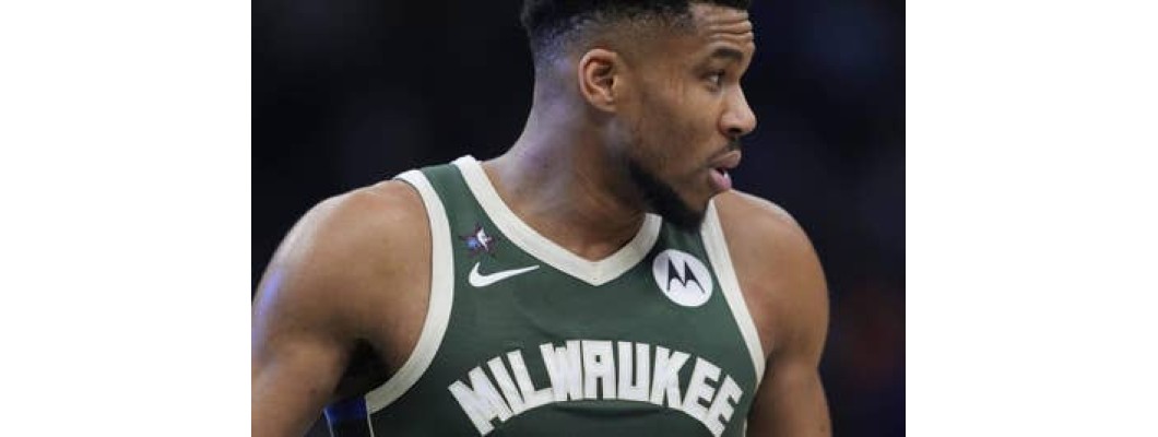 Giannis Antetokounmpo manipulirao je cijelom ligom drugom sagom o razmjeni