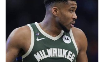 Giannis Antetokounmpo manipulirao je cijelom ligom drugom sagom o razmjeni