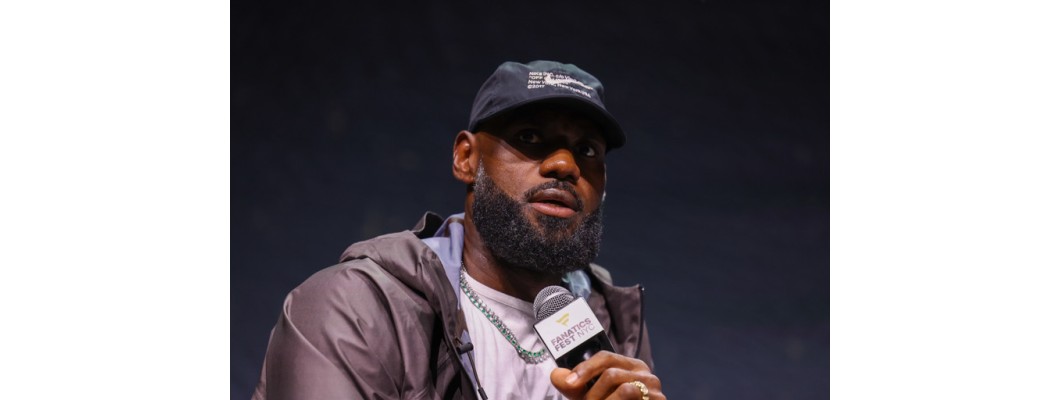 LeBron James odlučio se pridružiti Philadelphia 76ersima za svoj posljednji NBA period LeBron James odlučio se pridružiti Philadelphia 76ersima za svoj posljednji NBA period
