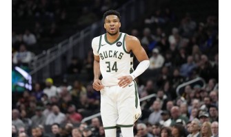 Milwaukee Bucksi mijenjali Giannisa Antetokounmpa za devet drugih predmeta