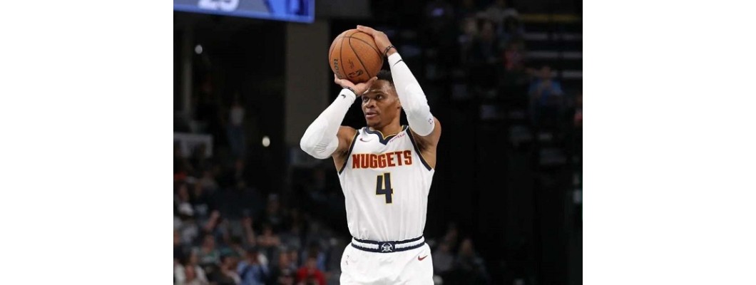 Russell Westbrook je u šest godina iskusio tranzicije između pet momčadi Russell Westbrook je u šest godina iskusio tranzicije između pet momčadi