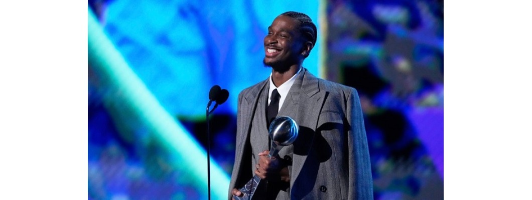Shai Gilgeous-Alexander izabran je za NBA igrača godine na dodjeli ESPY nagrada Shai Gilgeous-Alexander izabran je za NBA igrača godine na dodjeli ESPY nagrada